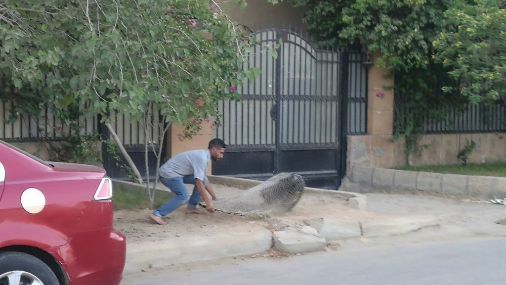 استخدام الشباك في الإمساك الآمن.
